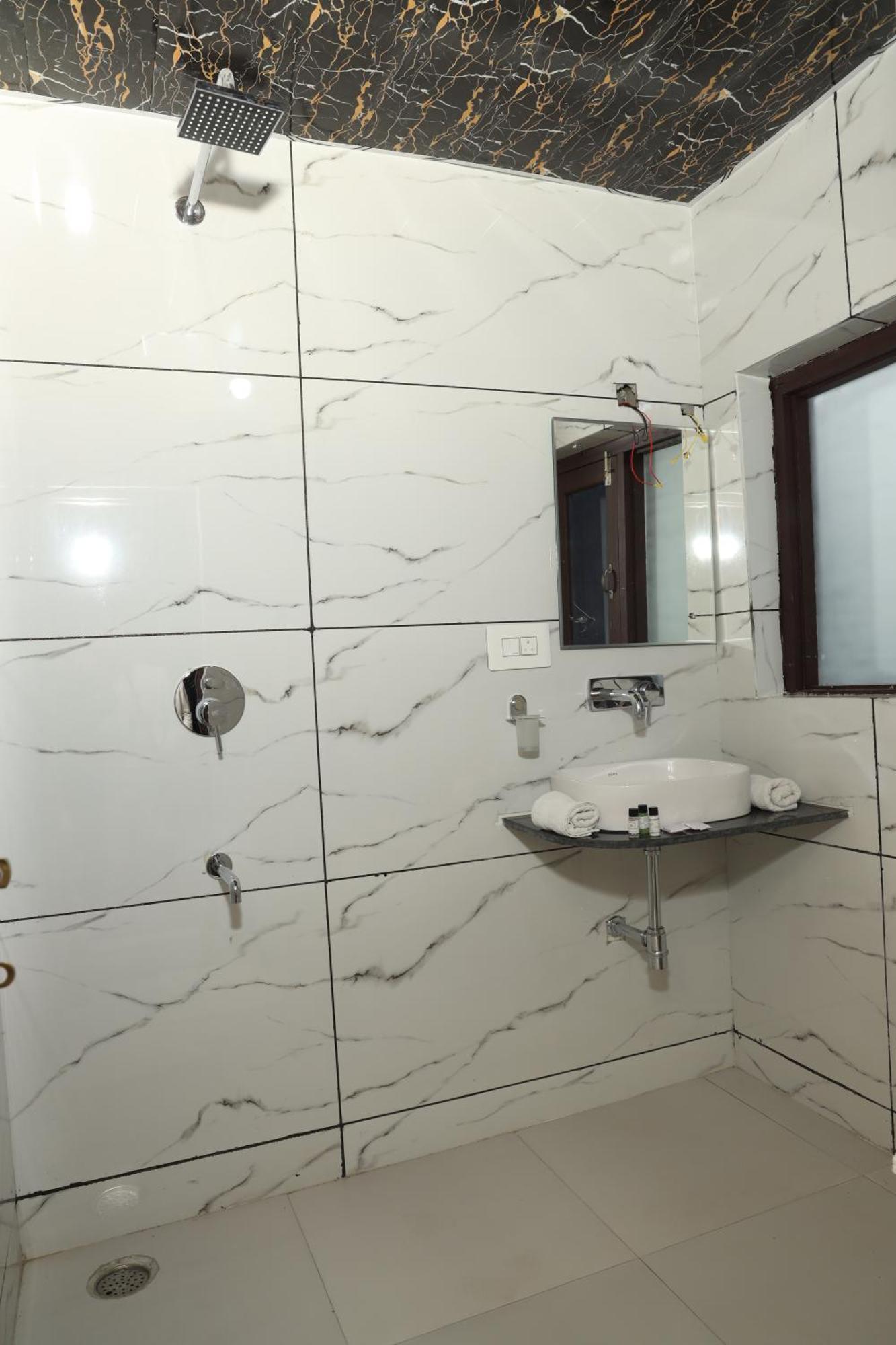 Mountain Orchard Retreat Pahalgam Ξενοδοχείο Εξωτερικό φωτογραφία