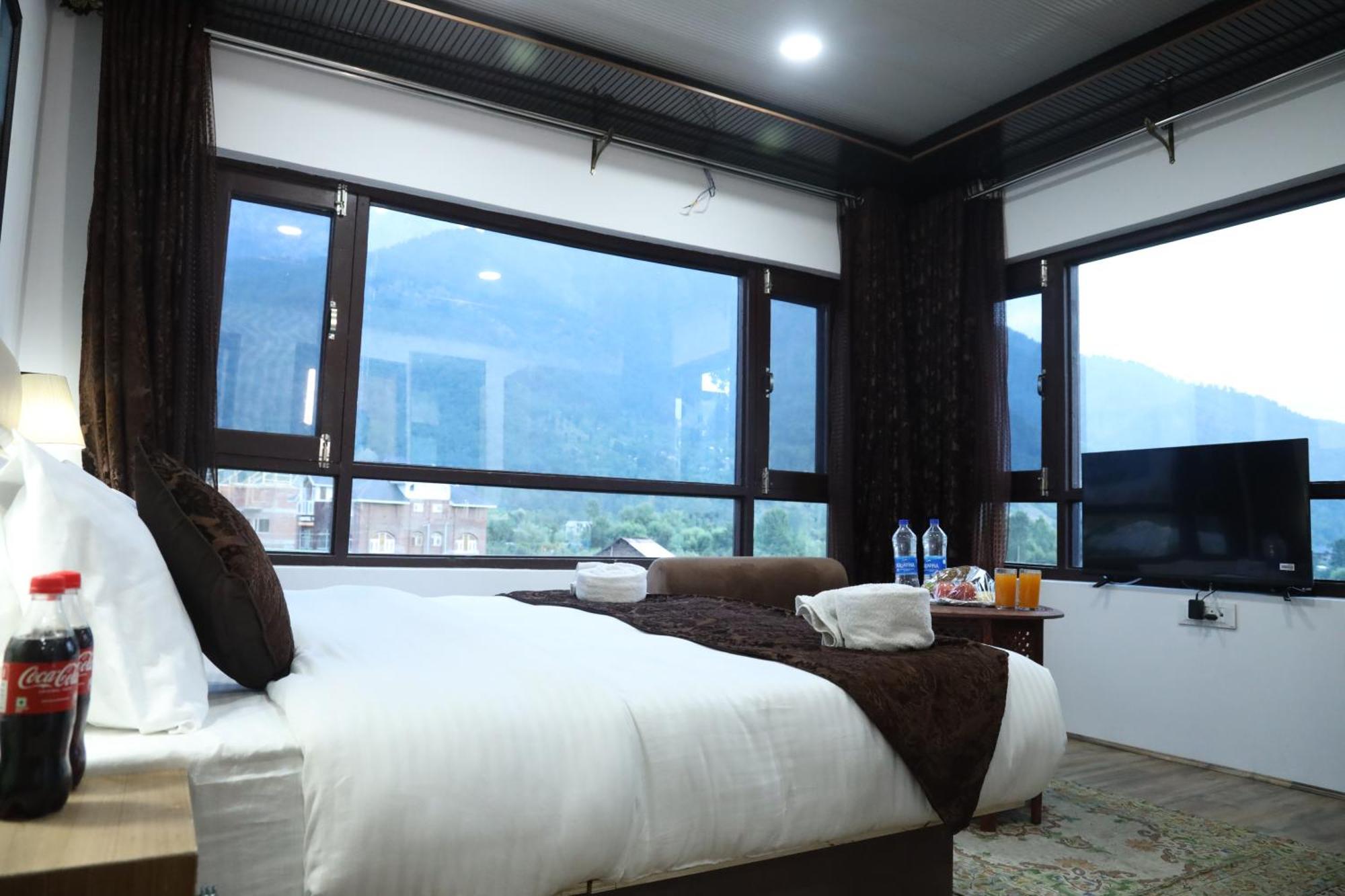 Mountain Orchard Retreat Pahalgam Ξενοδοχείο Εξωτερικό φωτογραφία