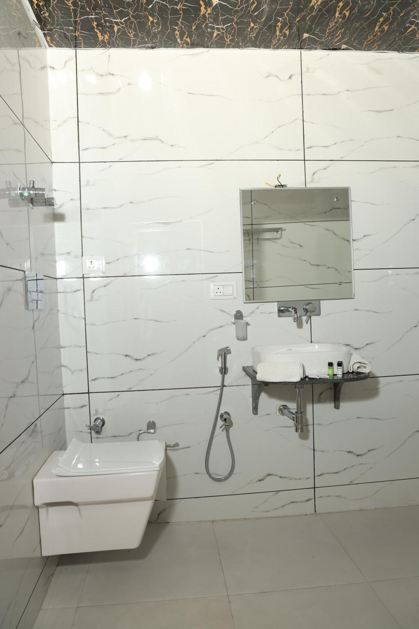 Mountain Orchard Retreat Pahalgam Ξενοδοχείο Εξωτερικό φωτογραφία