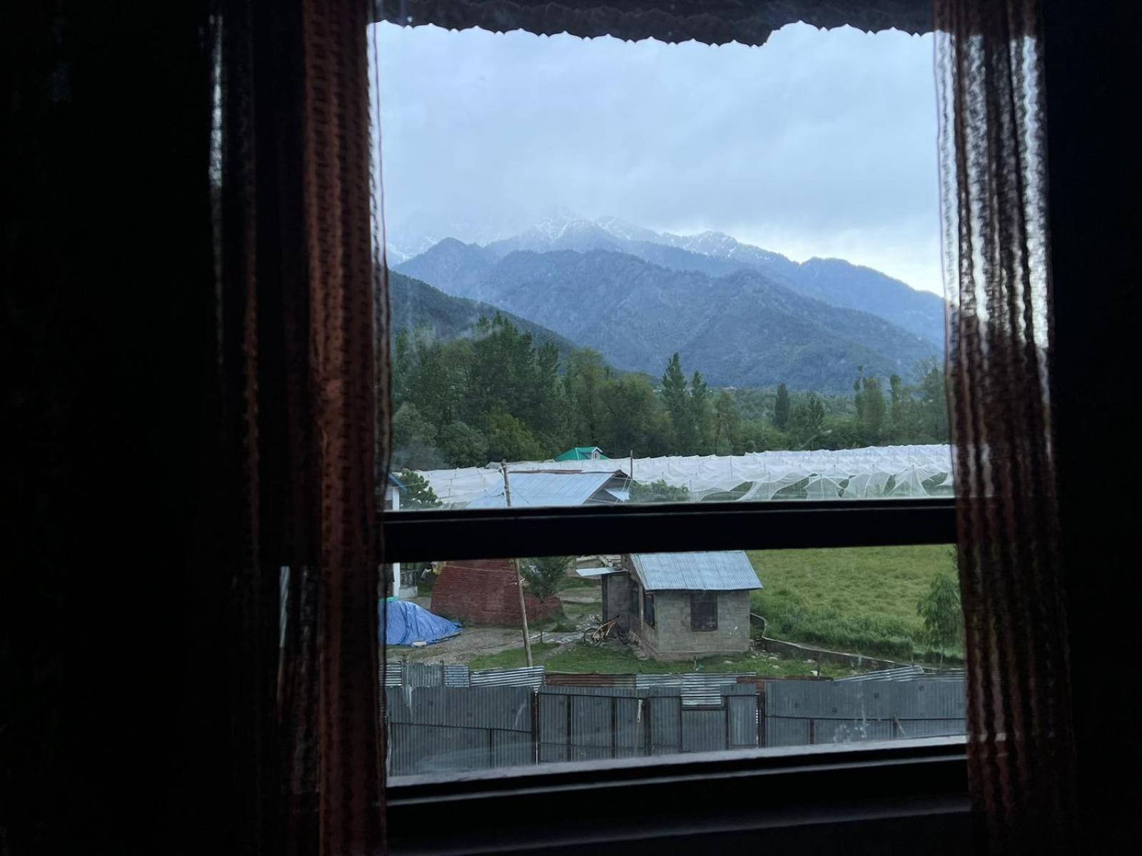Mountain Orchard Retreat Pahalgam Ξενοδοχείο Εξωτερικό φωτογραφία